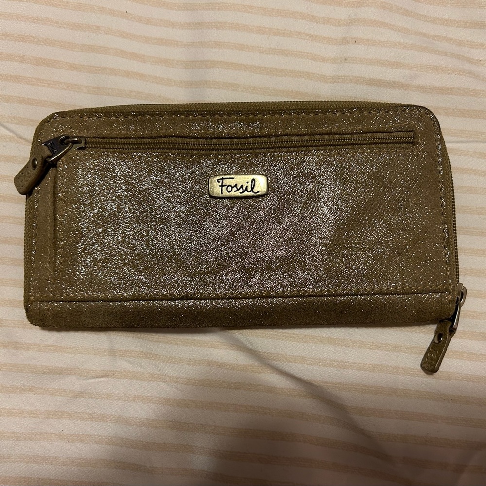 Fossil Wallet - Picture 3 of 6